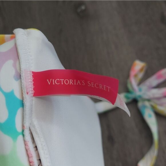 Victoria's Secret Multi Color Leopard Animal Print Halter Triangle Bikini Top S - Picture 4 of 6
